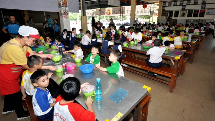 5月1起  教师学生可在食堂用餐