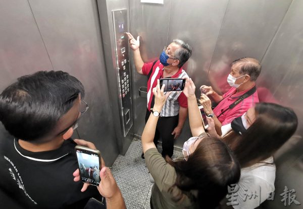 供FB／14楼组屋4部电梯提升全面竣工，周世扬：17秒从底楼到14楼