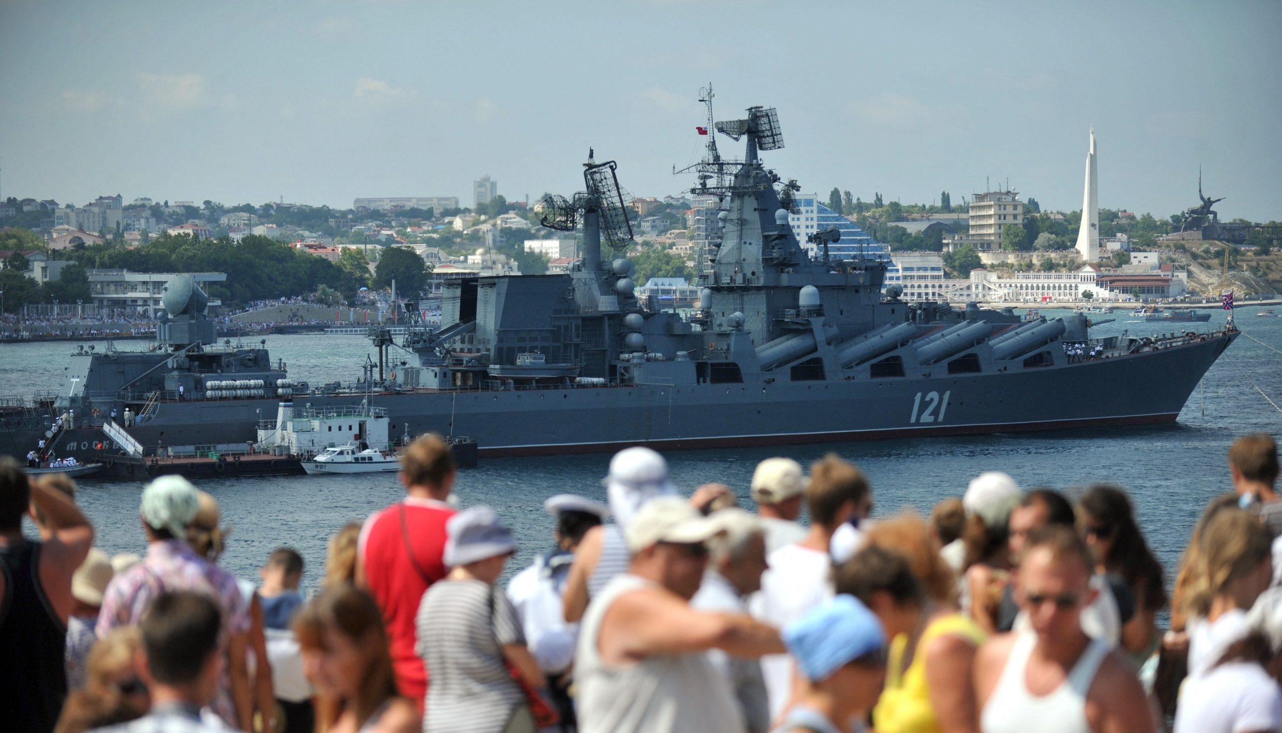俄国防部承认 “莫斯科号”沉没酿1死27船员失踪