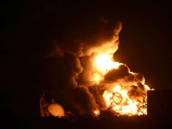 尼日利亚／非法炼油设施爆炸逾百人丧生