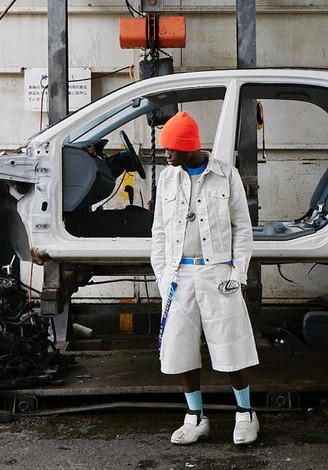 拚盘主文）《绿量无穷》日本时装设计师将汽车安全气囊改造成衣物