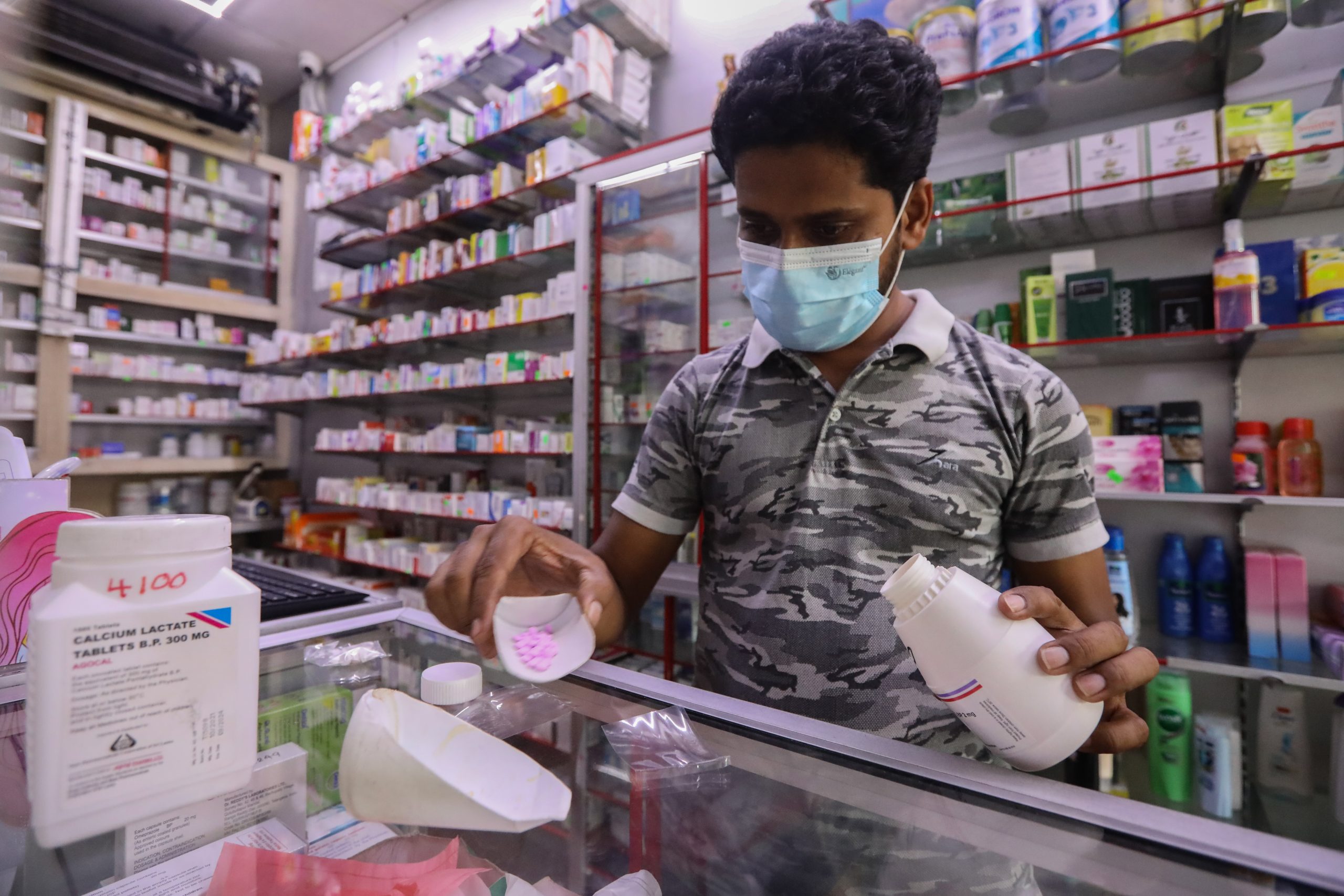 斯里兰卡经济危机 医界警告救命医疗物资告罄