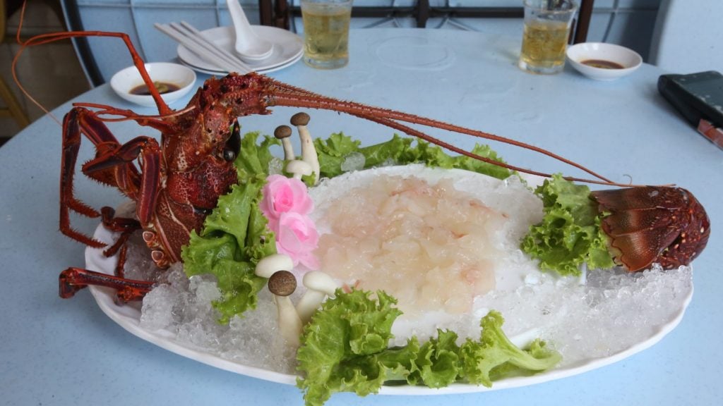 【食客指路】龙虾料理原汁原味   “食为先”海鲜控天堂