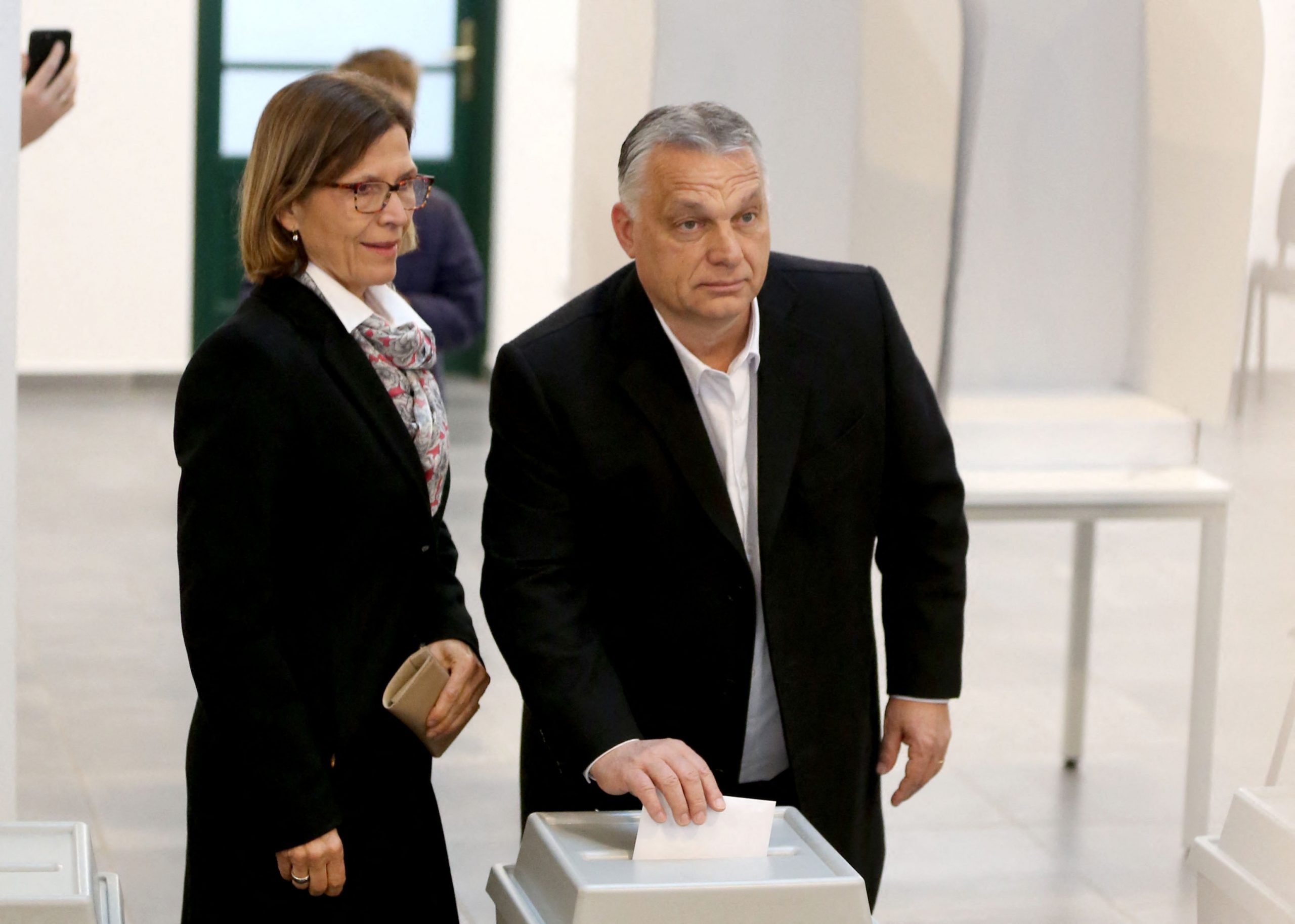 看世界）匈牙利大选 欧尔班争取4度执政