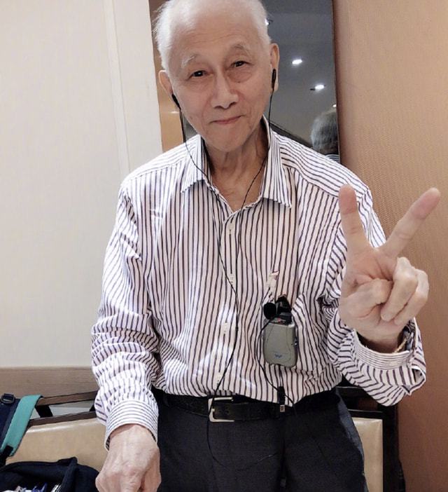  翁虹为父亲庆95岁高寿 曝翁爸打3剂疫苗仍染疫