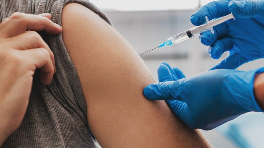 接种2剂疫苗总人口 全马终于破80%！