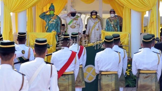 “须远离不良文化” 玻拉惹促举报贪贿者