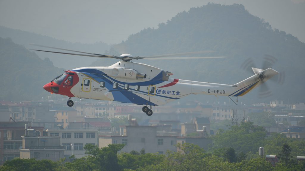 中国｜AC313A民用直升机首飞成功　助应急救援