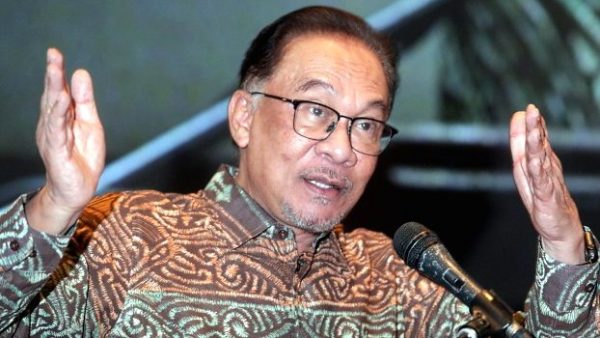 PKR elections: Anwar-Rafizi or Anwar Saifuddin?
