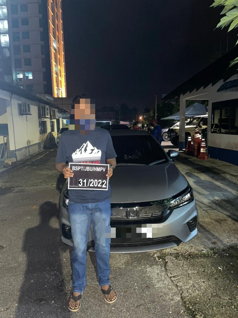 ​（已签发）柔：新山北区警方凌晨取缔，5司机酒驾被捕