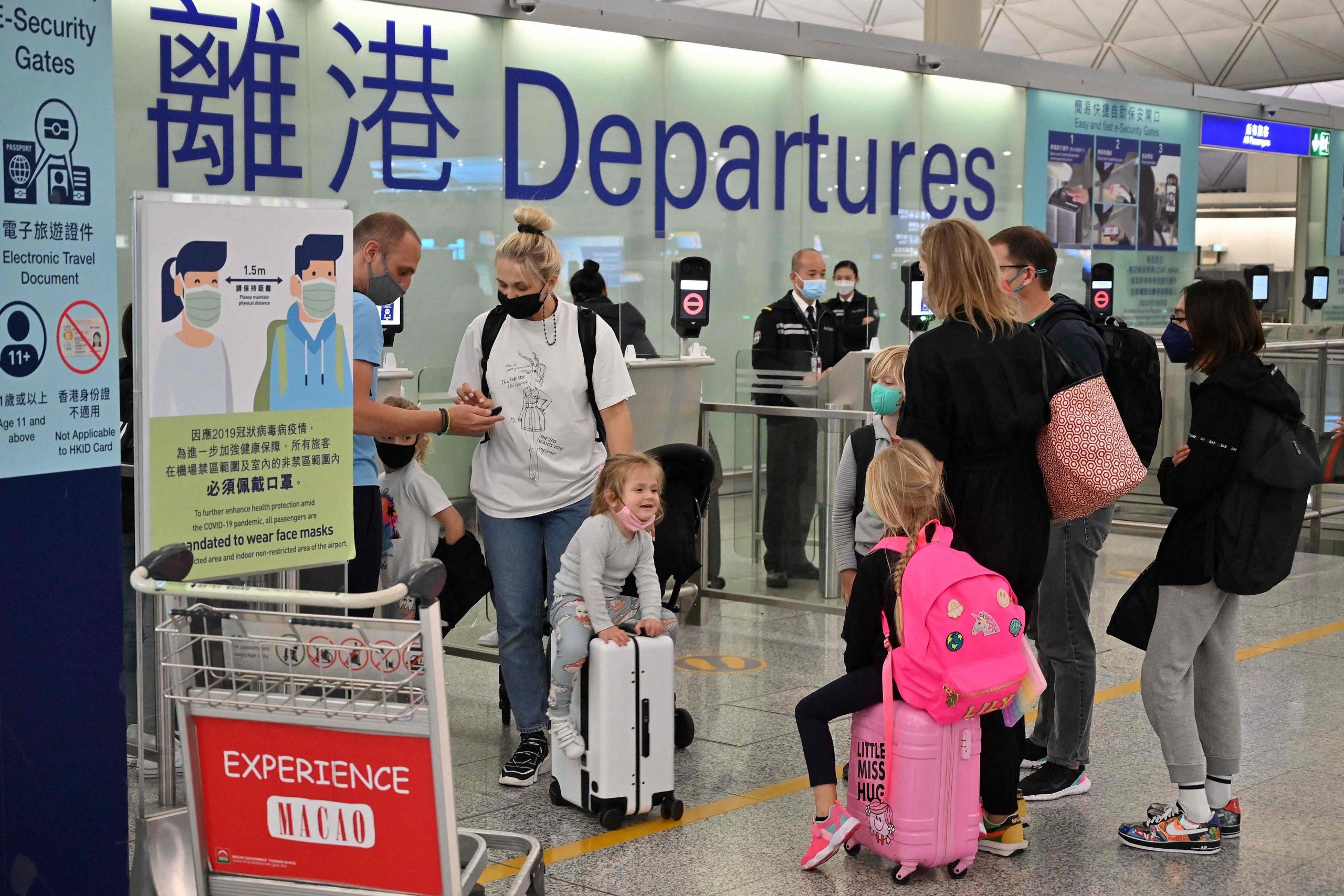 商业团体警告：香港旅行限制是“噩梦”