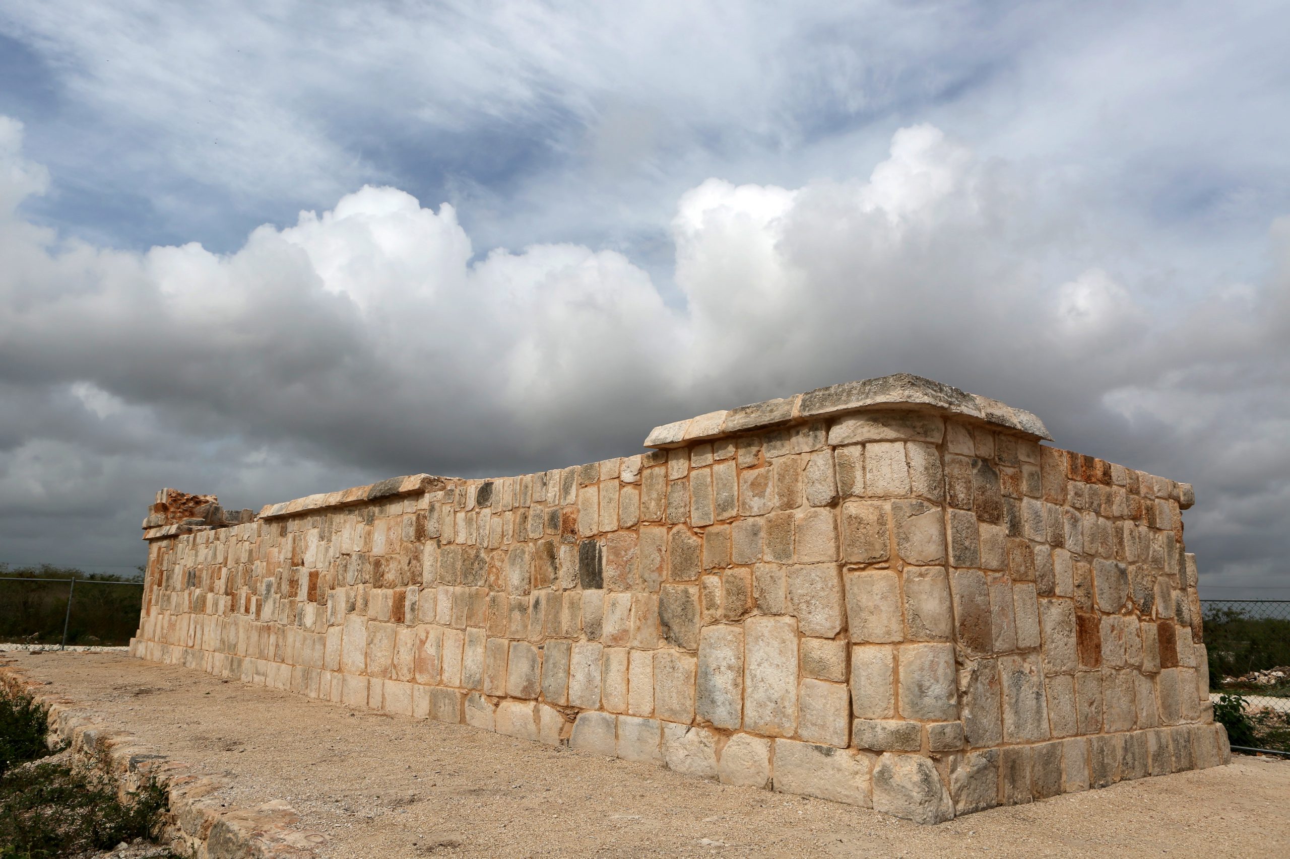 墨西哥建筑工地 发现古马雅文明城市
