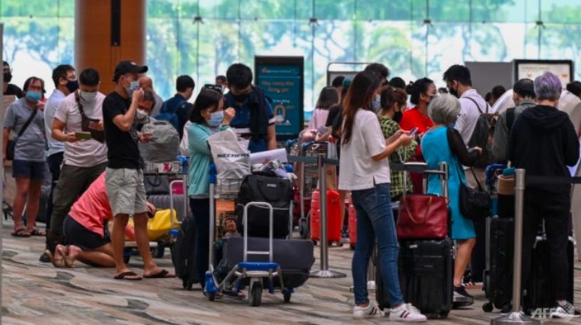 旅游需求激增 热门地区机票价格比疫情前高20%