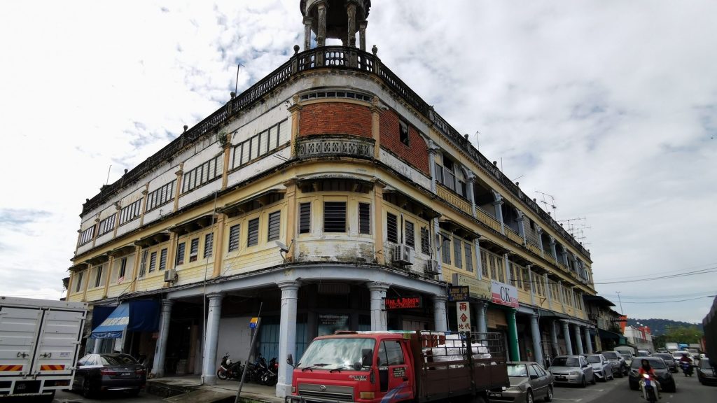 【特稿】敦大研究团队考察鉴定 峇市25个列古迹景点建档