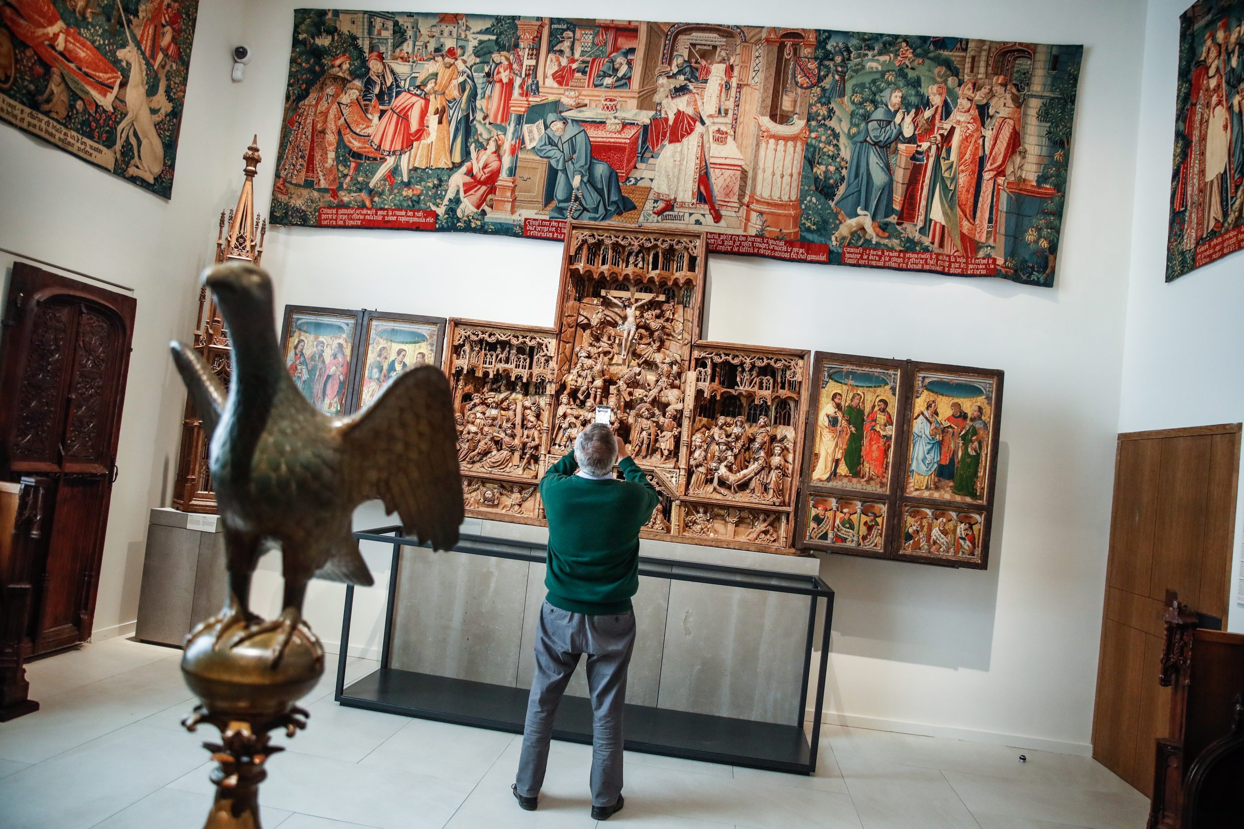 拚图两图）每日一展上图／法国国立中世纪博物馆经过大规模整修后重新对外开放