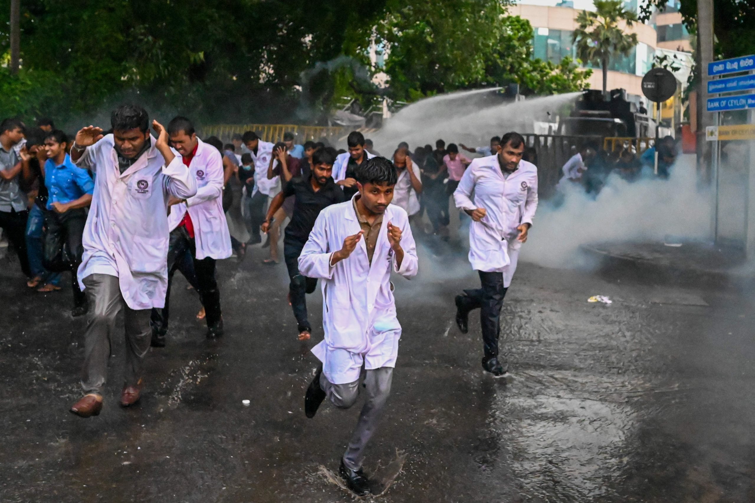 斯里兰卡／再爆冲突 示威学生试图突袭总统官邸