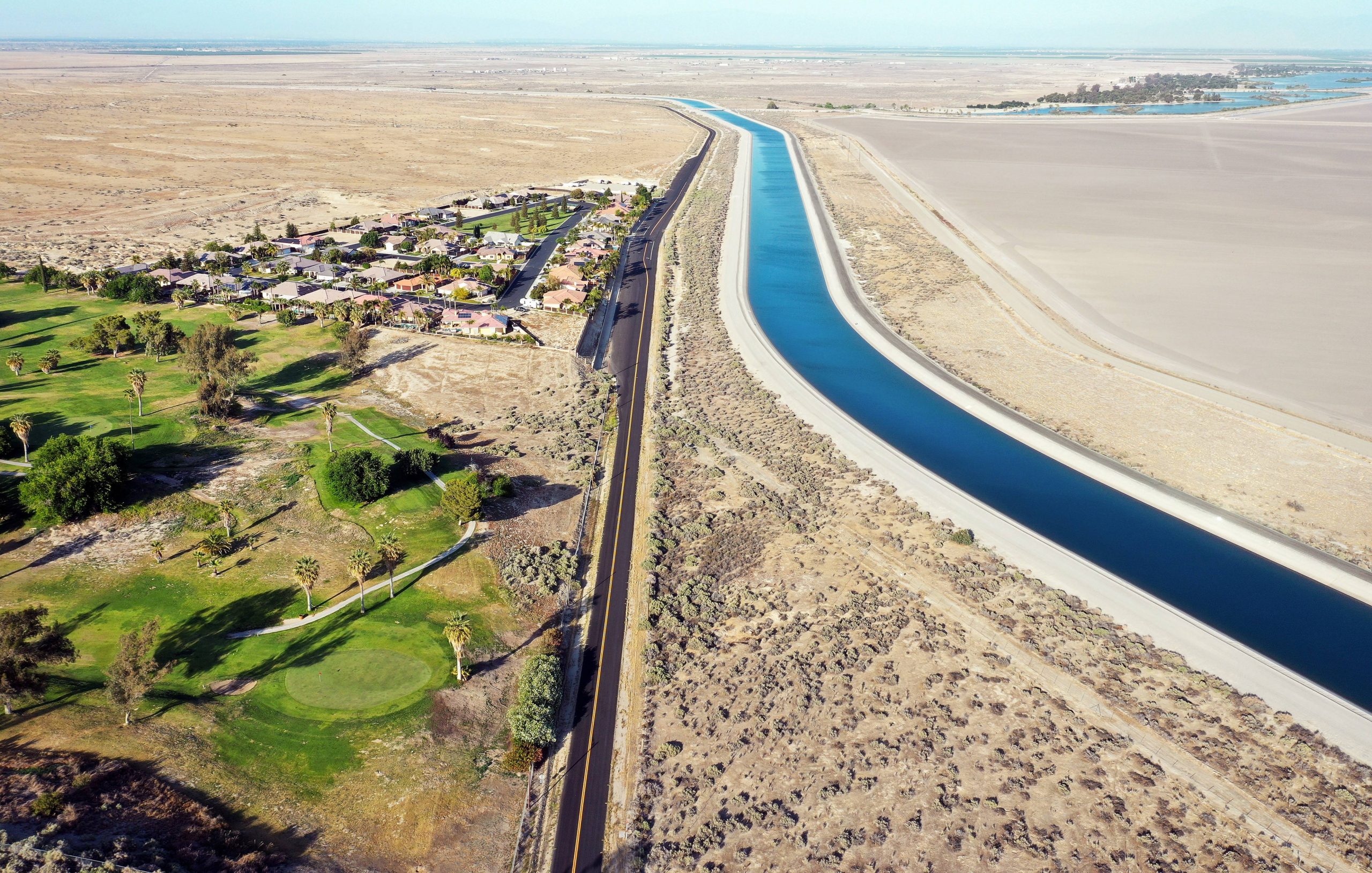 看世界两图）美国西部遇特大乾旱　加州吁民众夏季减少用水