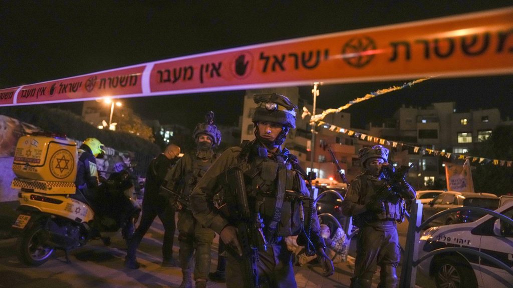 以色列国庆爆袭击案 2巴人街头斩人至少3死4伤