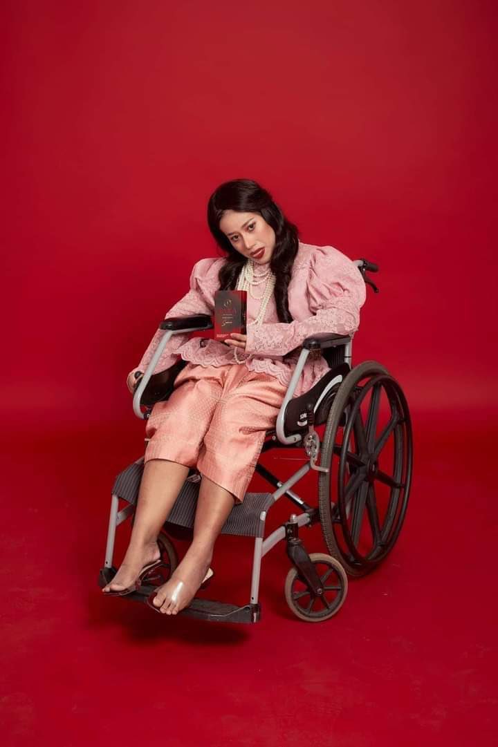 网红坐轮椅疑影射泰公主 促销广告冒犯王室遭抵制