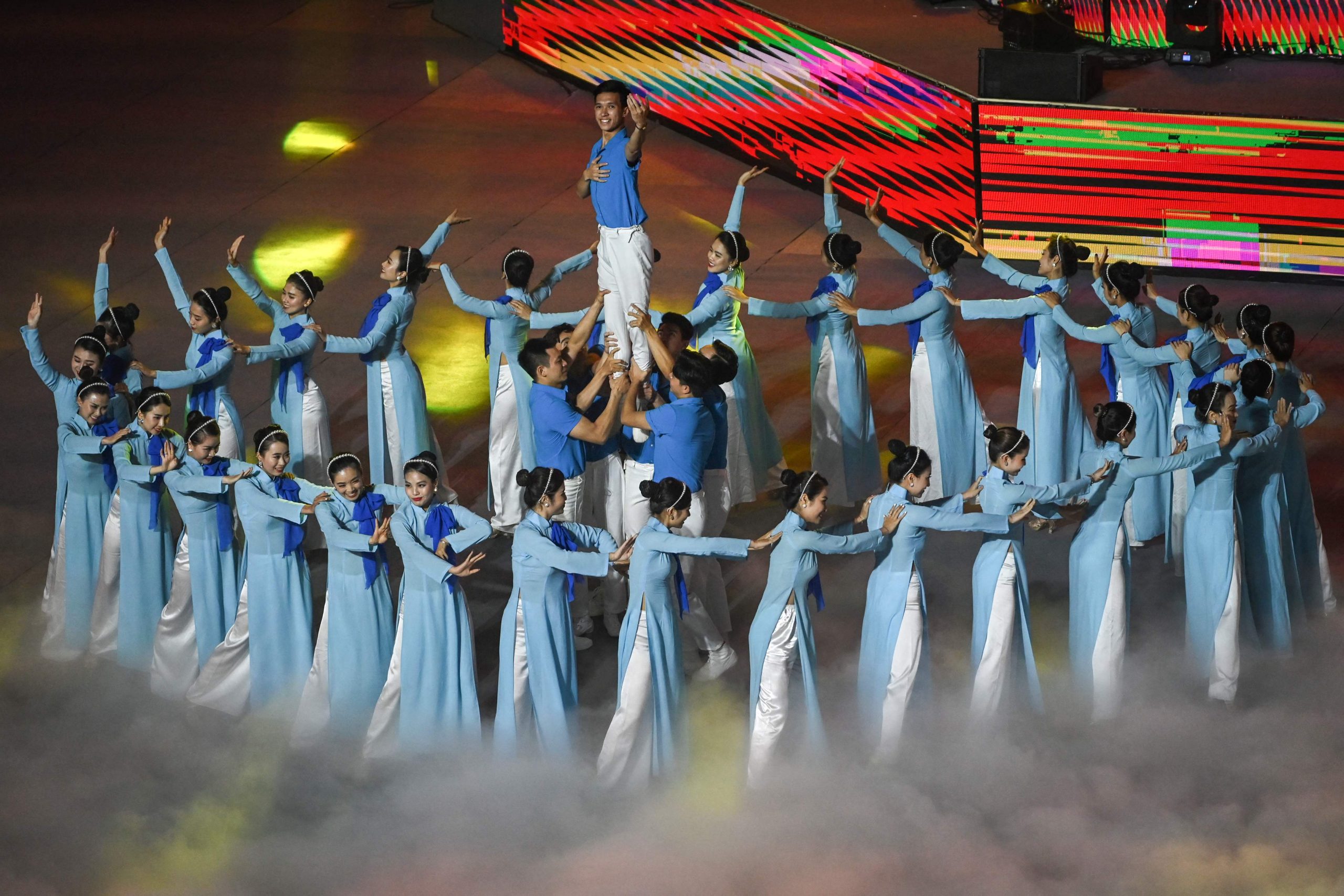 越南声乐欢送各参赛者  2023柬埔寨东运会再见！