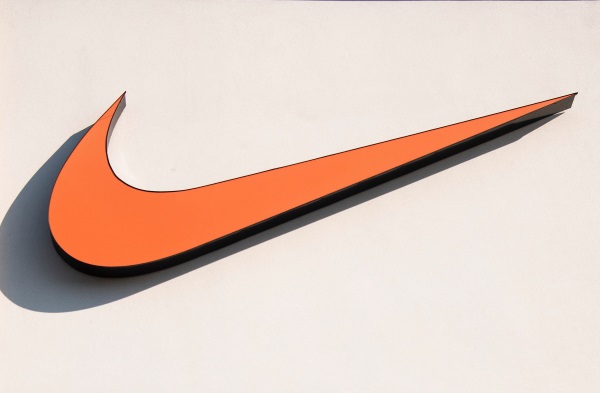 Nike退出俄罗斯零售市场