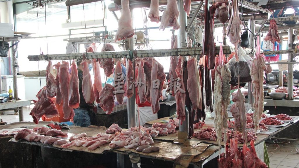 今年第4度调涨．下周起全砂猪肉料每公斤起2令吉50仙