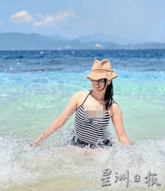 ENTALULA私人沙滩绝对是拍照的好去处，粉白色的细沙沙滩、浅绿、宝石绿至蓝色渐层的海水是这边的标志。(photo:SinChew)