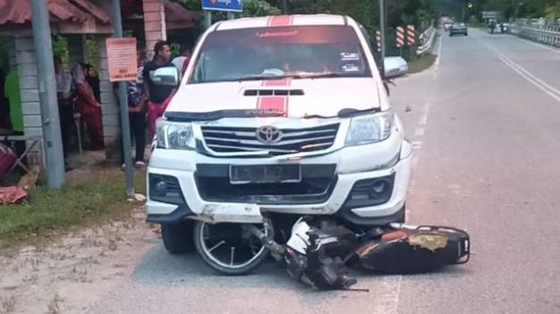 骑摩托驶出路口遭四驱车撞 13岁女骑士伤重亡