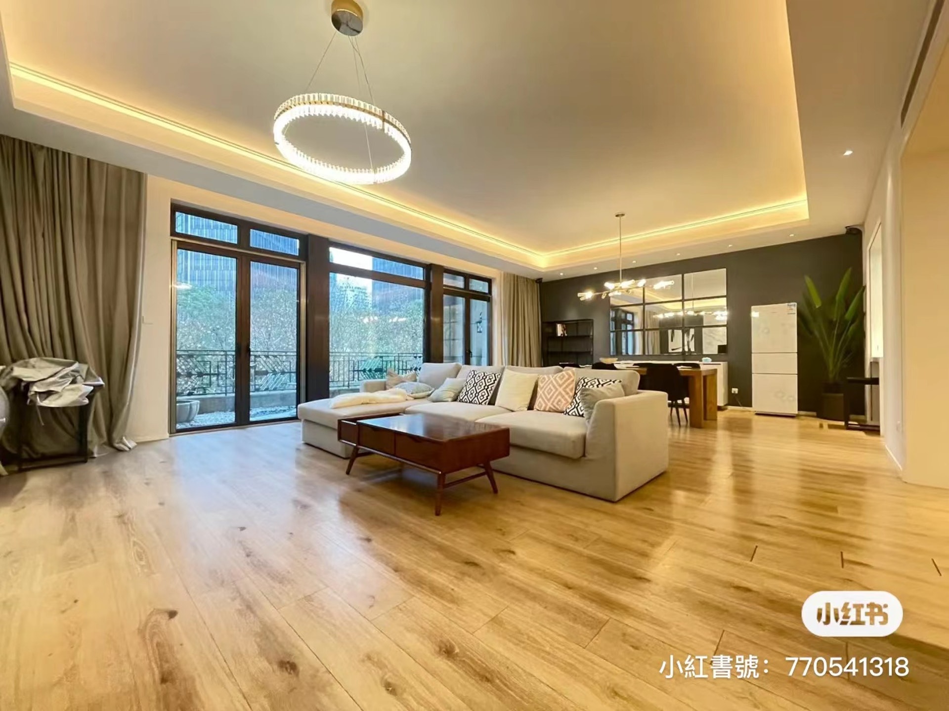 上海刚解封蔡少芬举家搬回香港　逾3千呎房豪宅急放租	 
