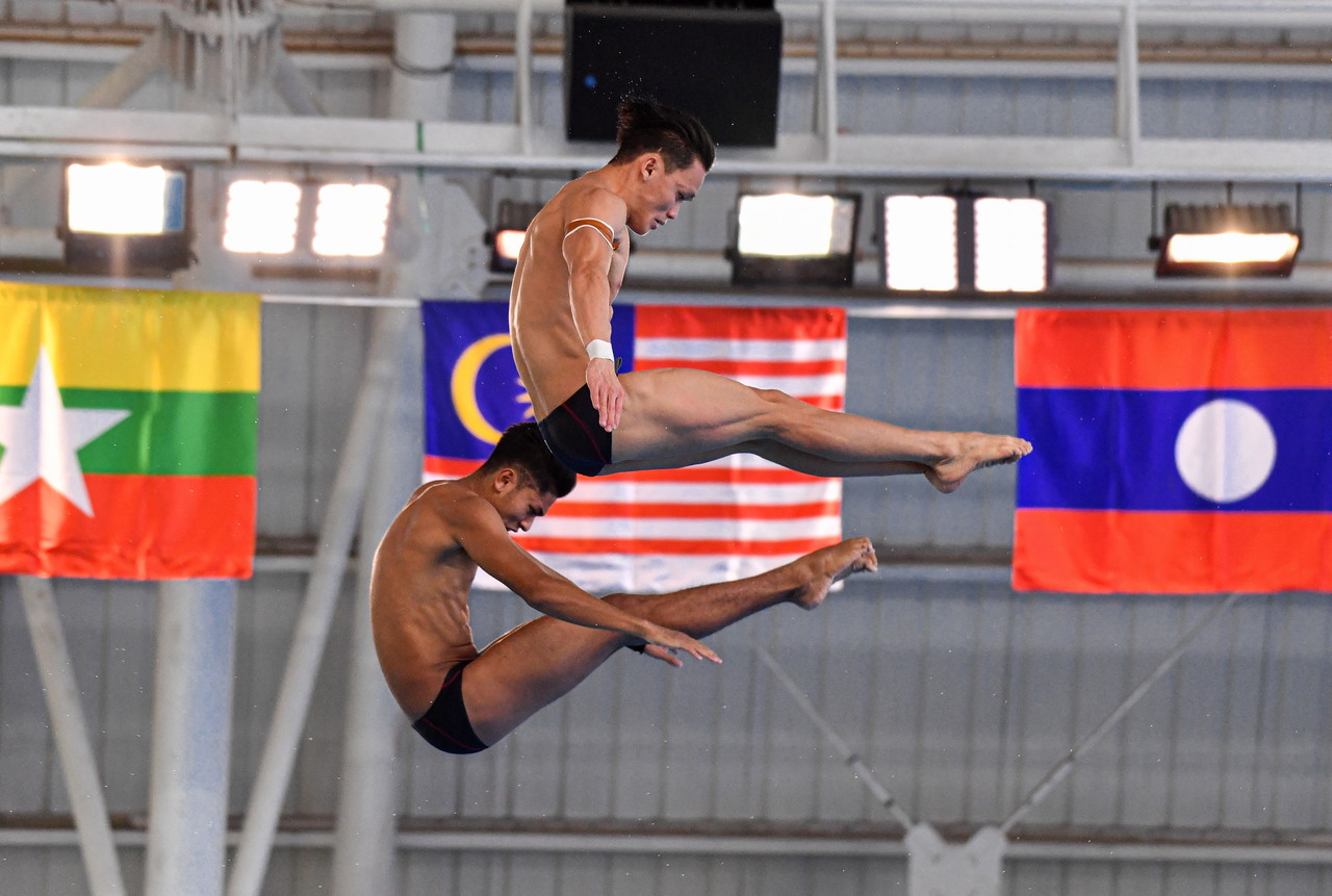 世界水上运动锦标赛| 男子双人10公尺跳台  杰森 哈尼斯纳兹鲁闯决赛