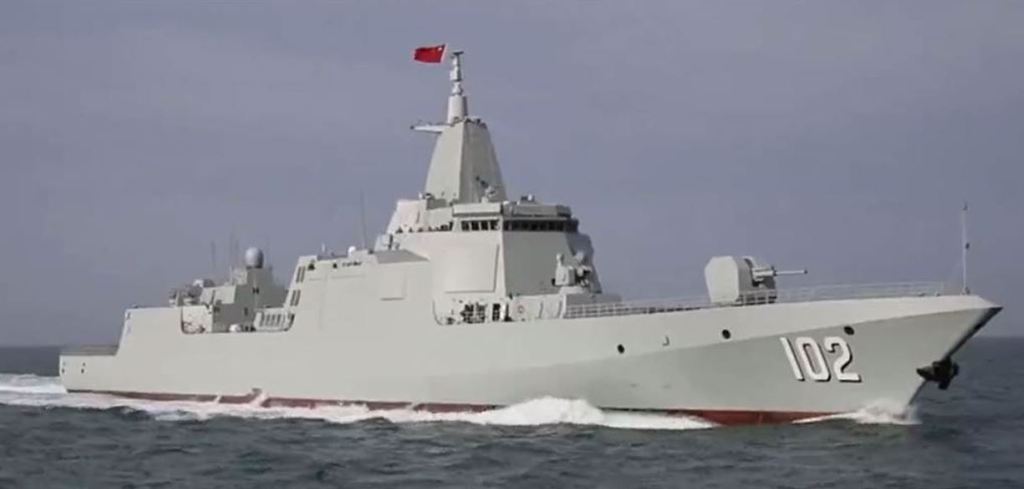 中国驱逐舰在日本海进行远程演习 展日益强大海军能力