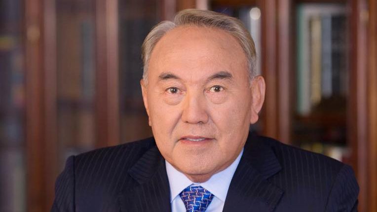 哈萨克公投一面倒支持修宪 告别前强人总统时代
