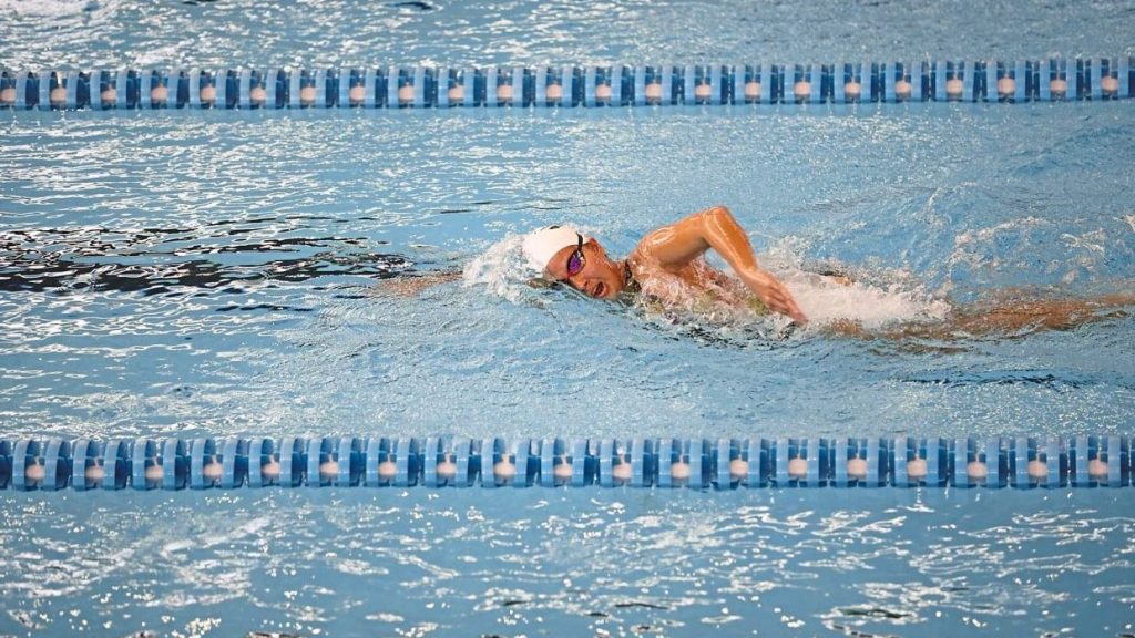 大马分龄游泳赛|破女百米自泳全国纪录  14岁卢昱冰新星闪耀