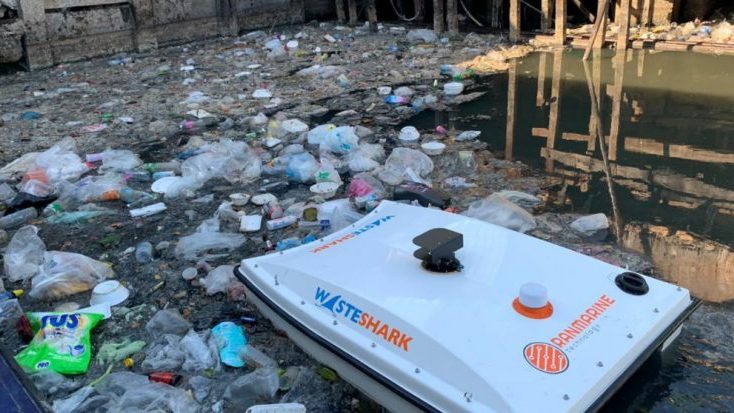 吞吃塑料的无人机  阻止垃圾进入海洋