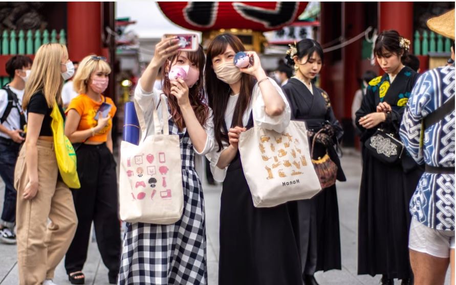 日本周五起容许98个国家或地区游客参加旅行团入境