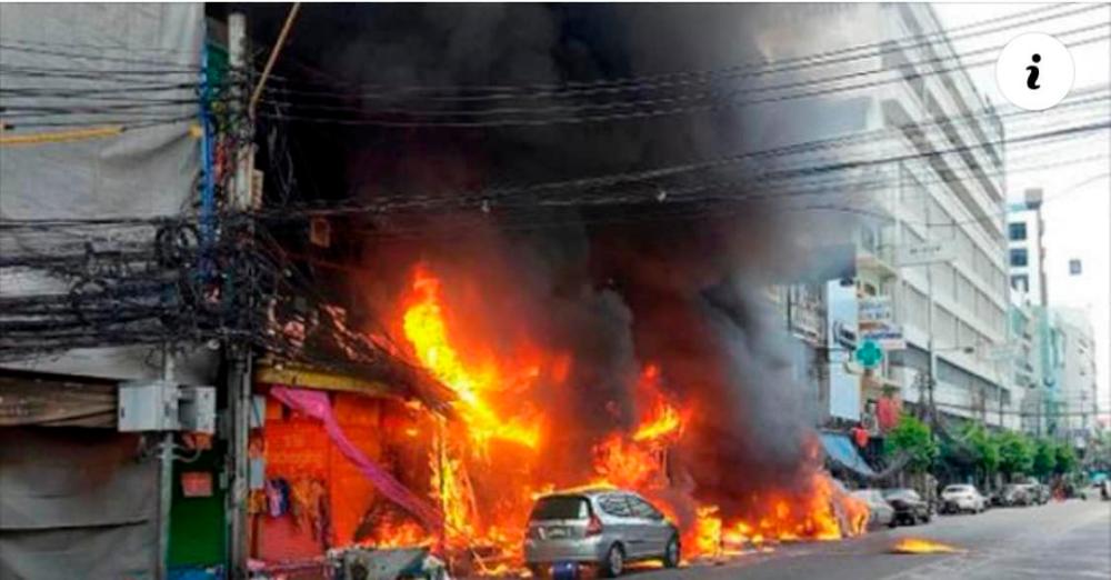 曼谷唐人街店铺大火2死9伤