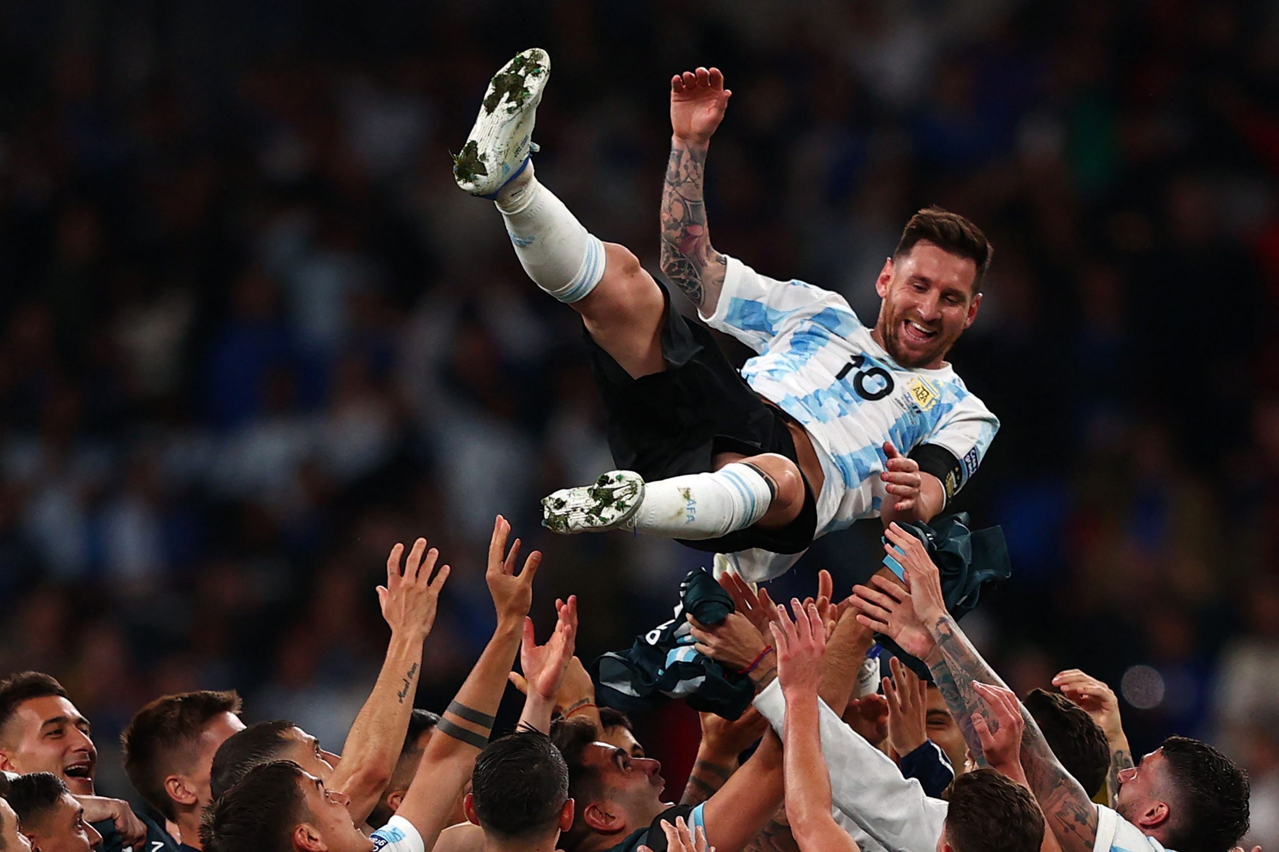 梅西主导完爆意大利  阿根廷捧美欧杯