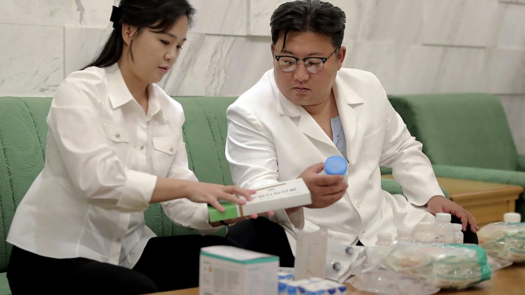 朝鲜暴发肠道传染病 金正恩捐药送患者