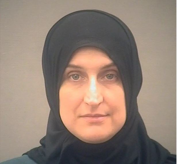美国前女教师承认训练IS女战士 面临20年监禁