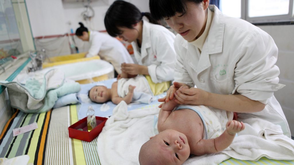 中国人口红利快没了  29省新生儿数如跳水骤降