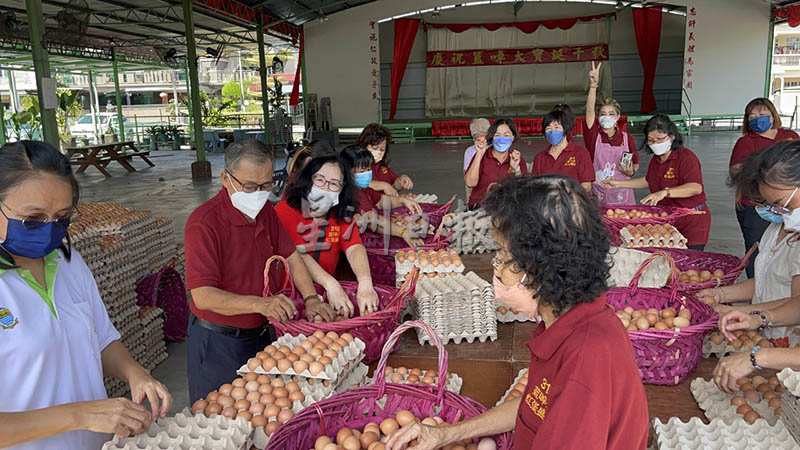 顶新园阴魂篮啅公庙复办红蛋盛会 料减至7万个鸡蛋