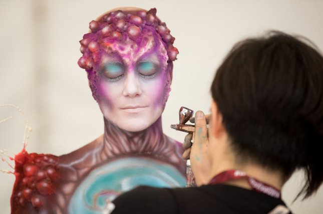 世界人体彩绘节　数百艺术家聚首一堂
