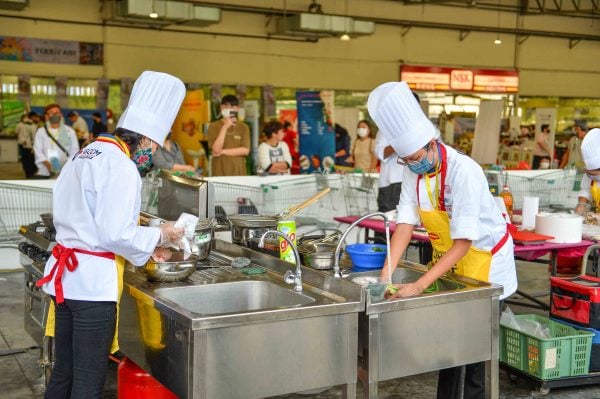 供FB／环球厨艺挑战赛首设妇女组，学生、妈妈、婆婆斗厨艺