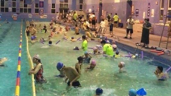 四川21儿童游水后腺病毒阳性  涉事泳池被立案查处