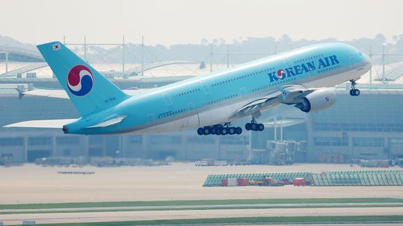 大韩航空班机异常！紧急迫降阿塞拜疆　乘客目睹引擎燃火花