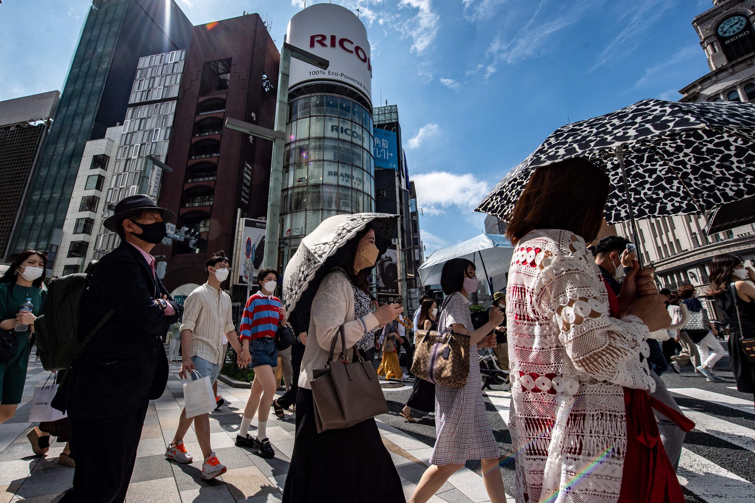 日本连假结束染疫爆量  破纪录15万确诊