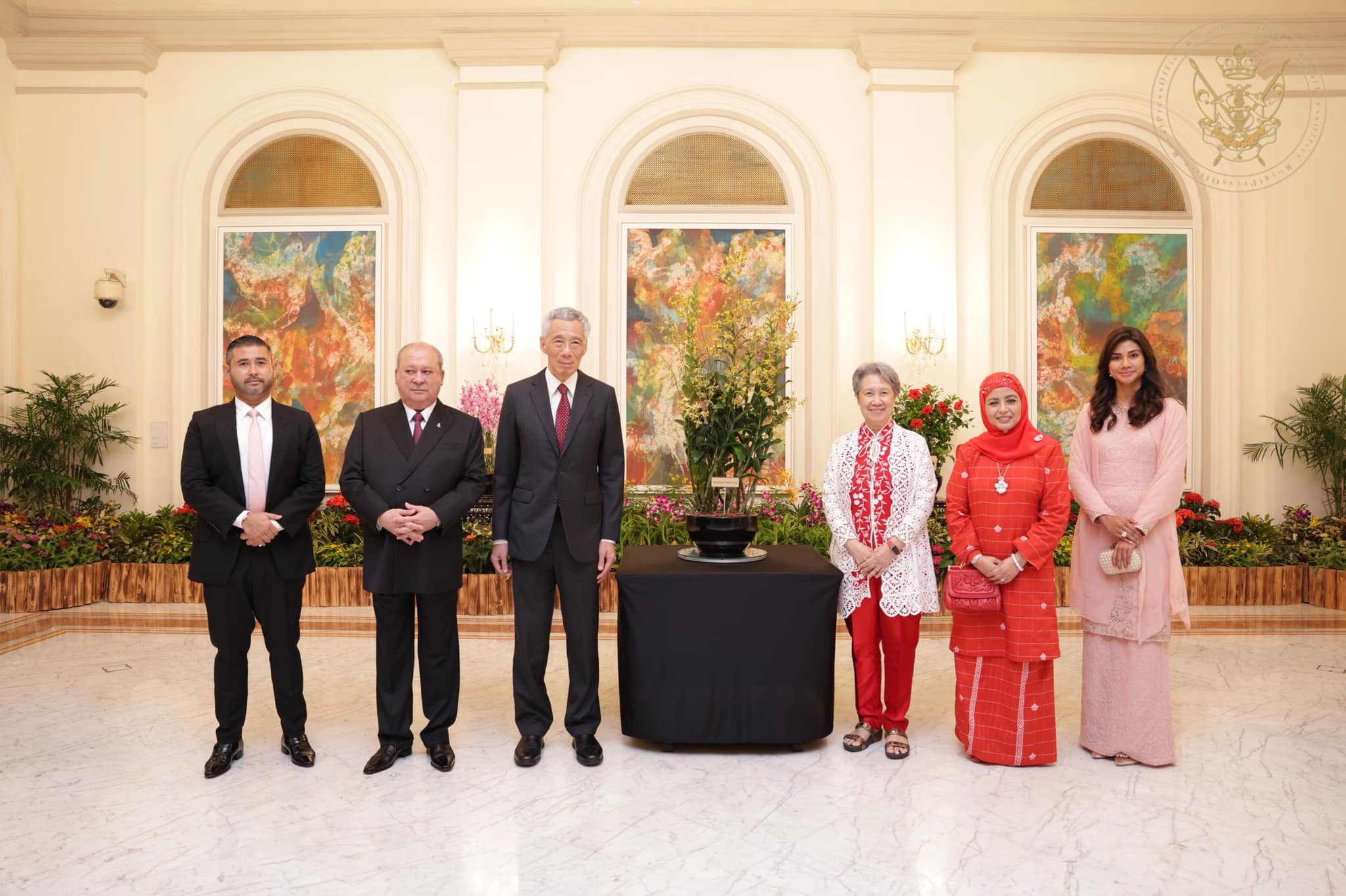 柔佛苏丹依布拉欣陛下前往新加坡展开3天正式访问，新加坡总理李显龙亲自接待