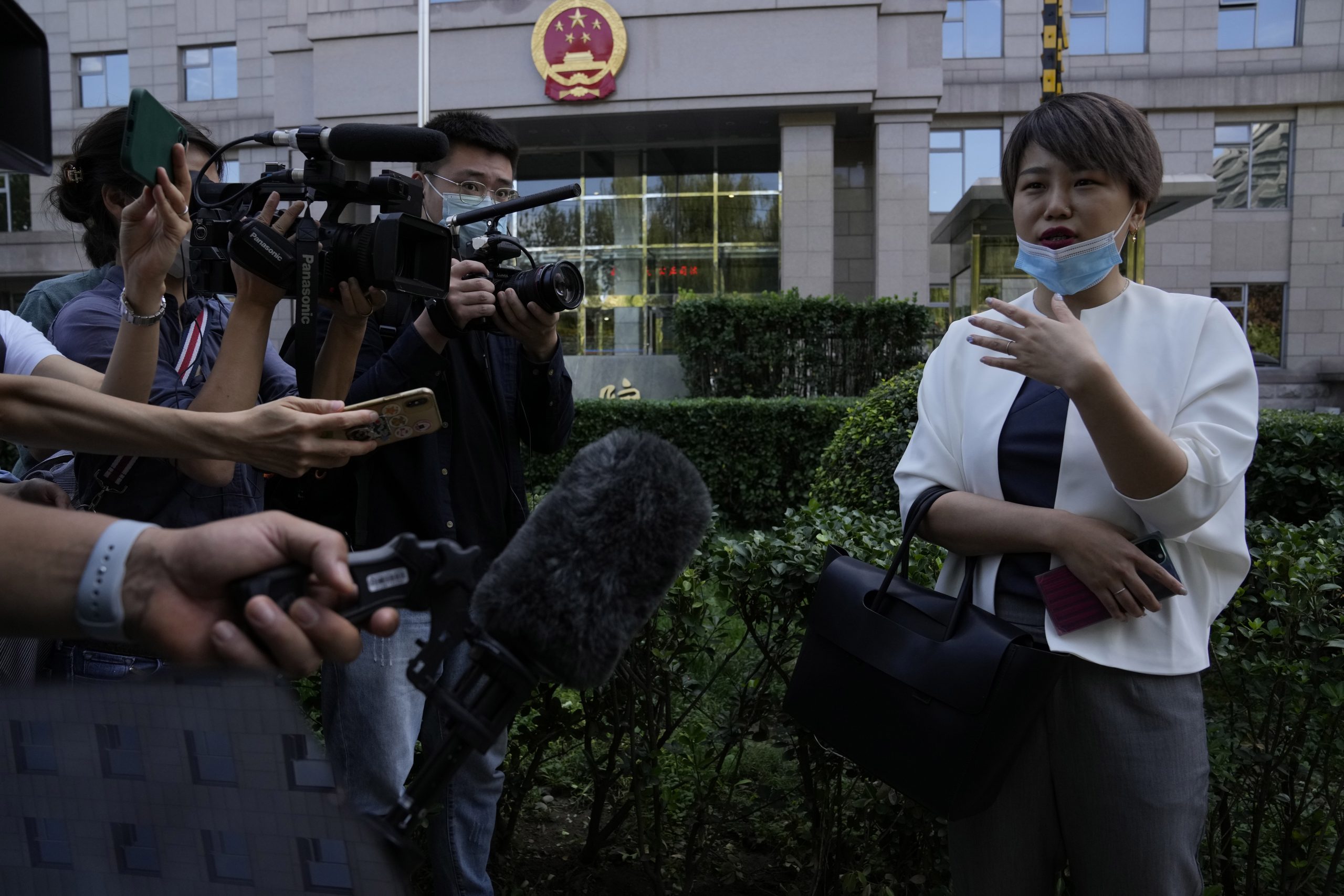 看世界）中国首例单身女性冻卵案一审败诉 当事人称将上诉