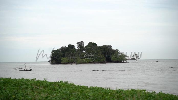 （古城版）阿兹哈:计划在瓜拉双溪峇汝“陆连岛”兴建连接小岛与海滩的走道