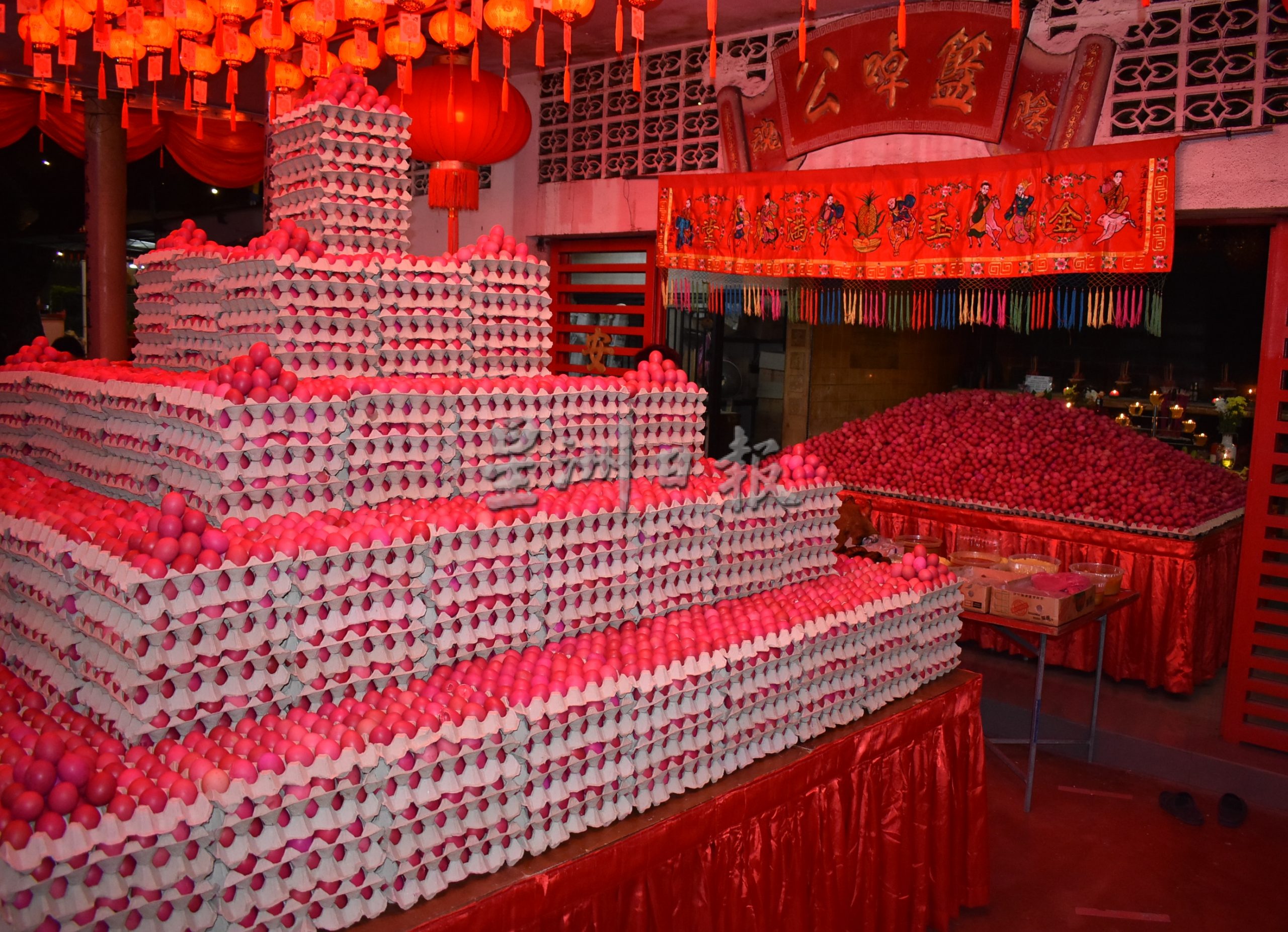 （大北马）红蛋盛会供奉6万8315个红蛋祭拜神明